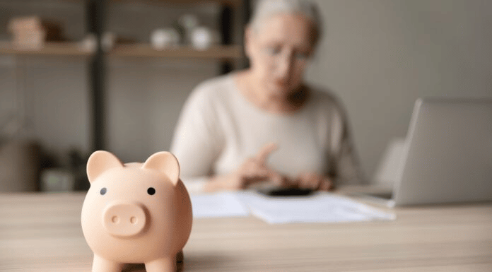 Saque FGTS para aposentados: saiba como funciona e como transferir para o PagBank